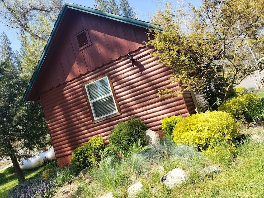 Yosemite Riverside Inn Groveland Zewnętrze zdjęcie