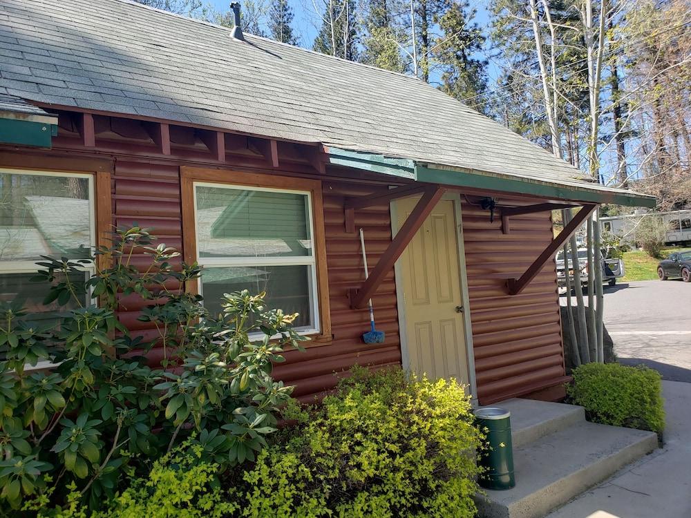 Yosemite Riverside Inn Groveland Zewnętrze zdjęcie