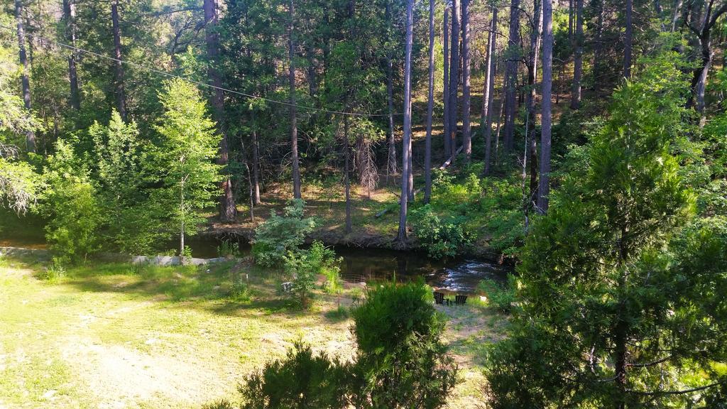 Yosemite Riverside Inn Groveland Zewnętrze zdjęcie