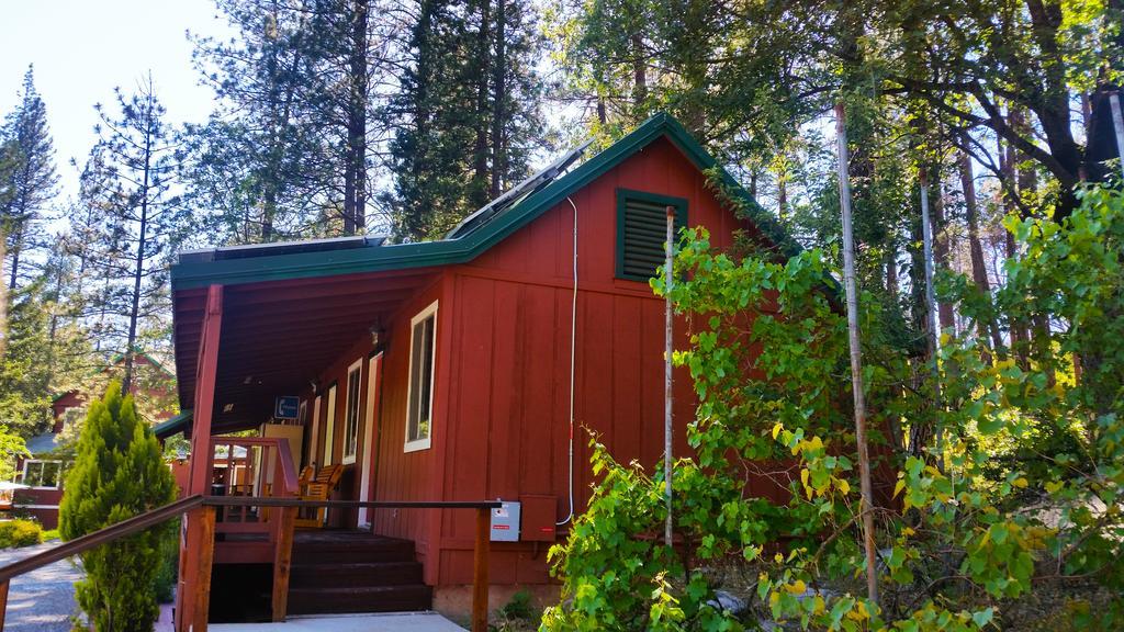 Yosemite Riverside Inn Groveland Zewnętrze zdjęcie