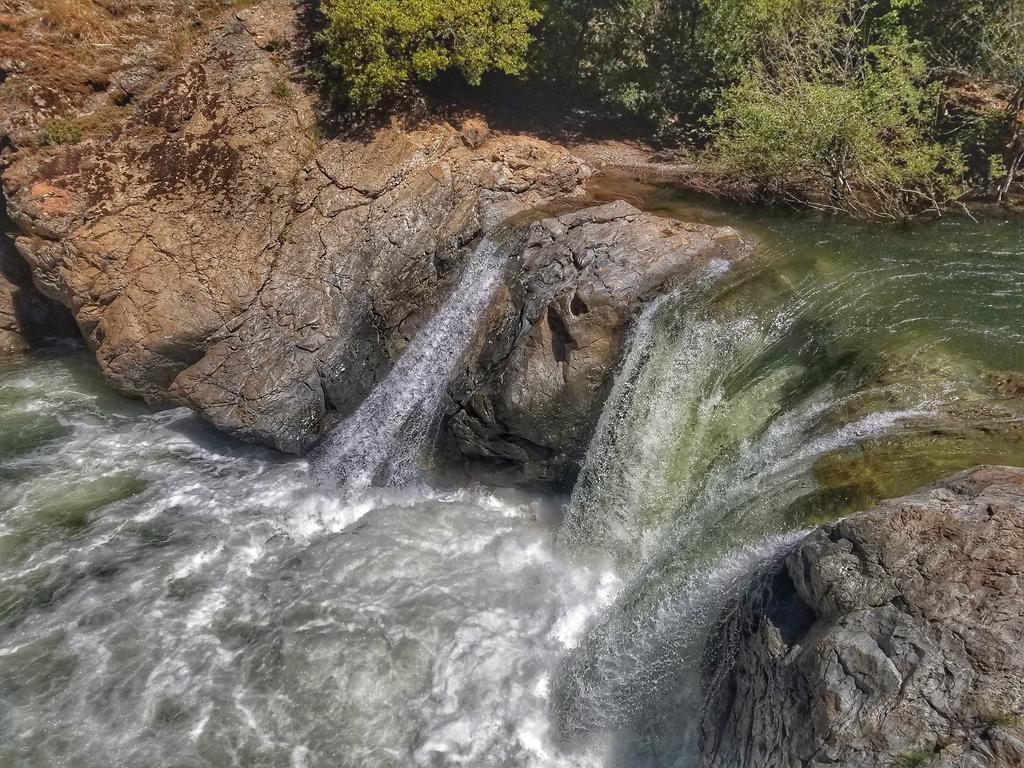 Yosemite Riverside Inn Groveland Zewnętrze zdjęcie