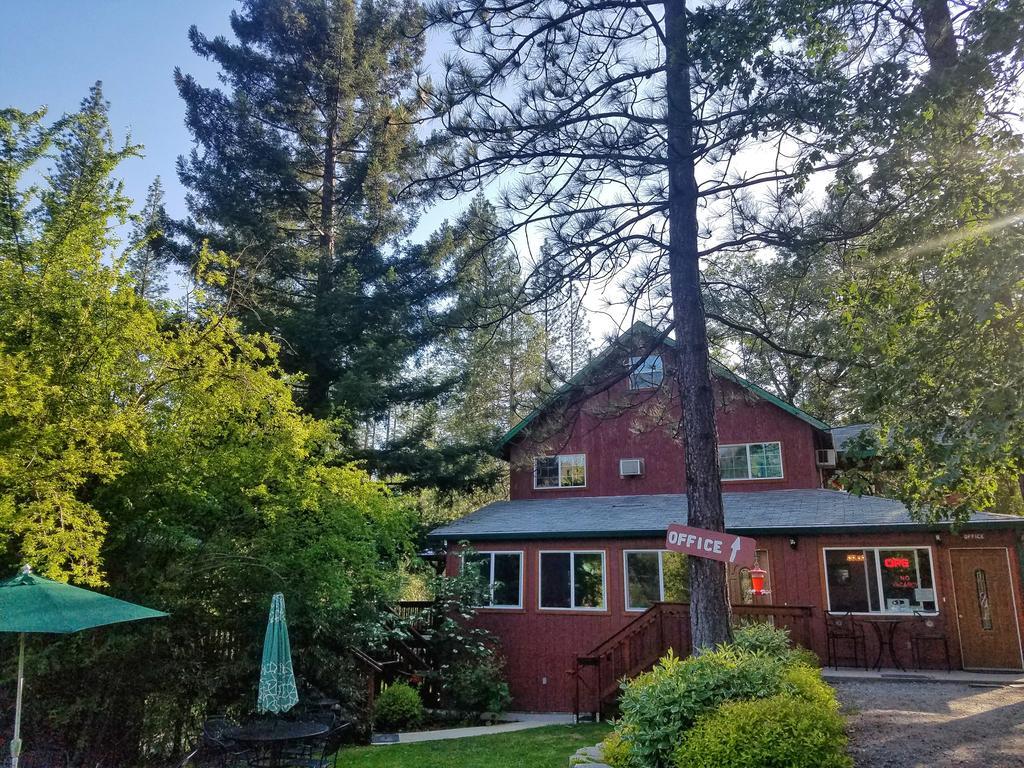 Yosemite Riverside Inn Groveland Zewnętrze zdjęcie